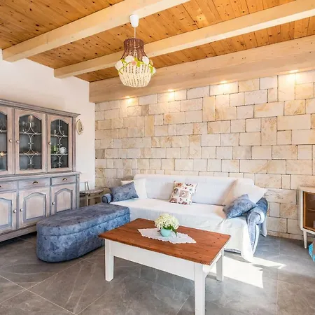Frankica Holiday home Linardici